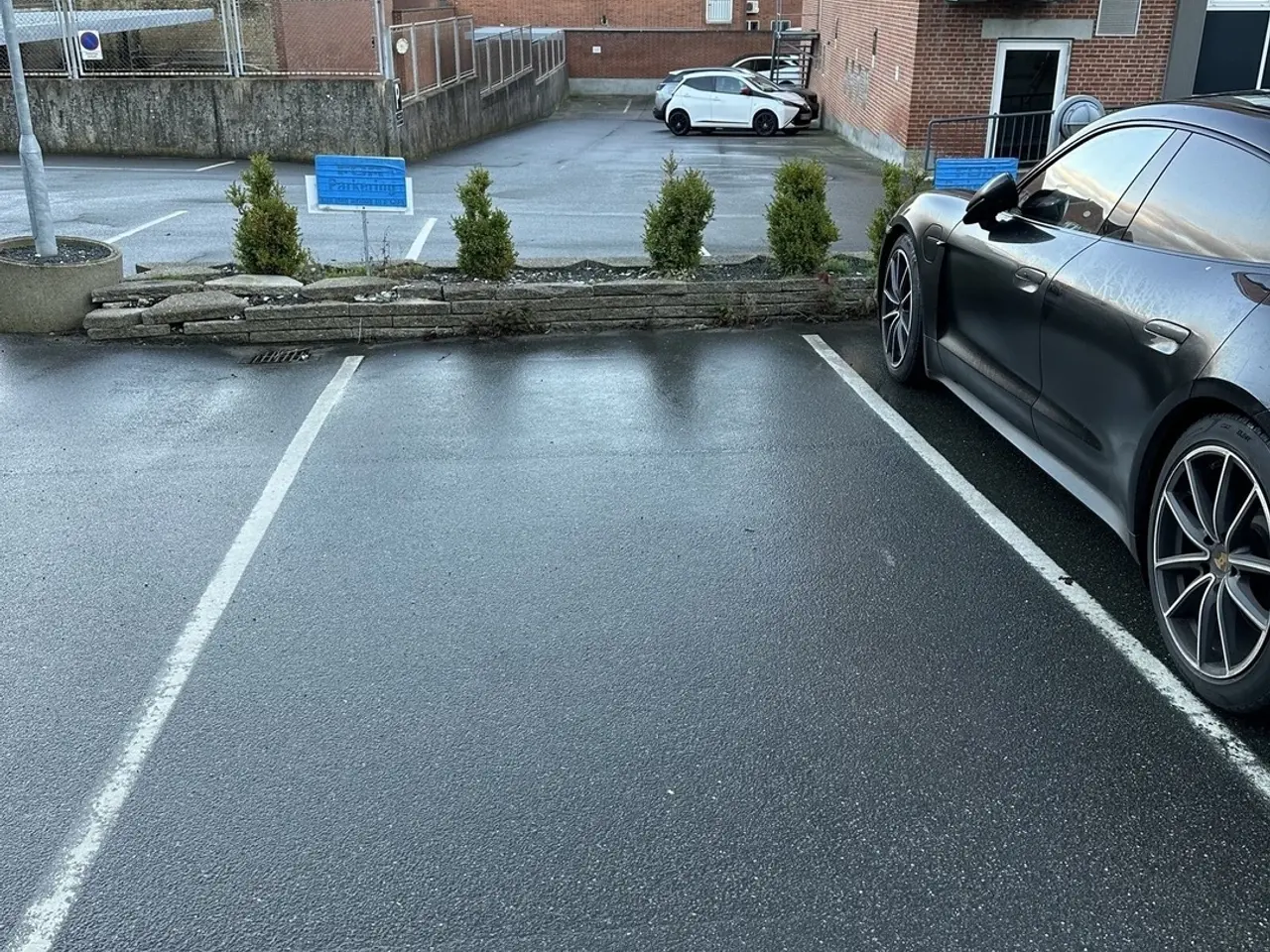 Billede 10 - Lej sikre og centrale parkeringspladser i Svendborg midtby – med adgang via Hulgade og mulig fremtidige ladestandere til elbiler!