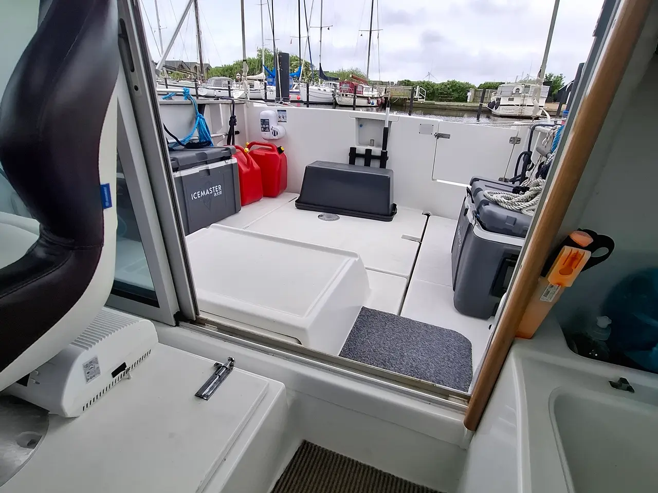 Billede 10 - Jeanneau Merry Fisher 695P – Veludstyret kabinebåd