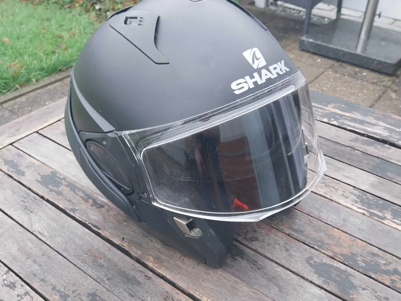 Billede 3 - Shark flipop hjelm