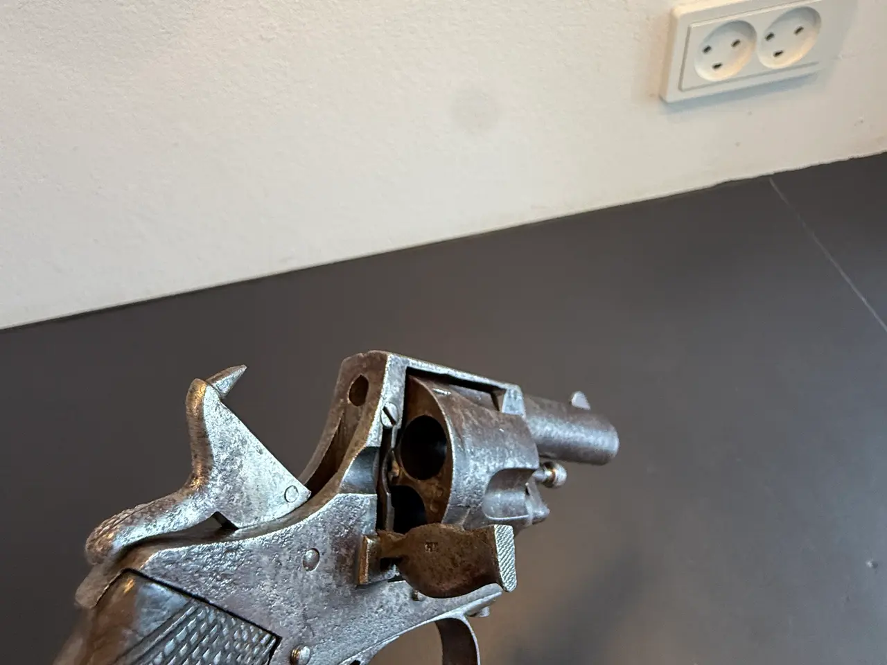 Billede 10 - Belgisk Bulldog revolver ca. 1880 – defekt – kræve