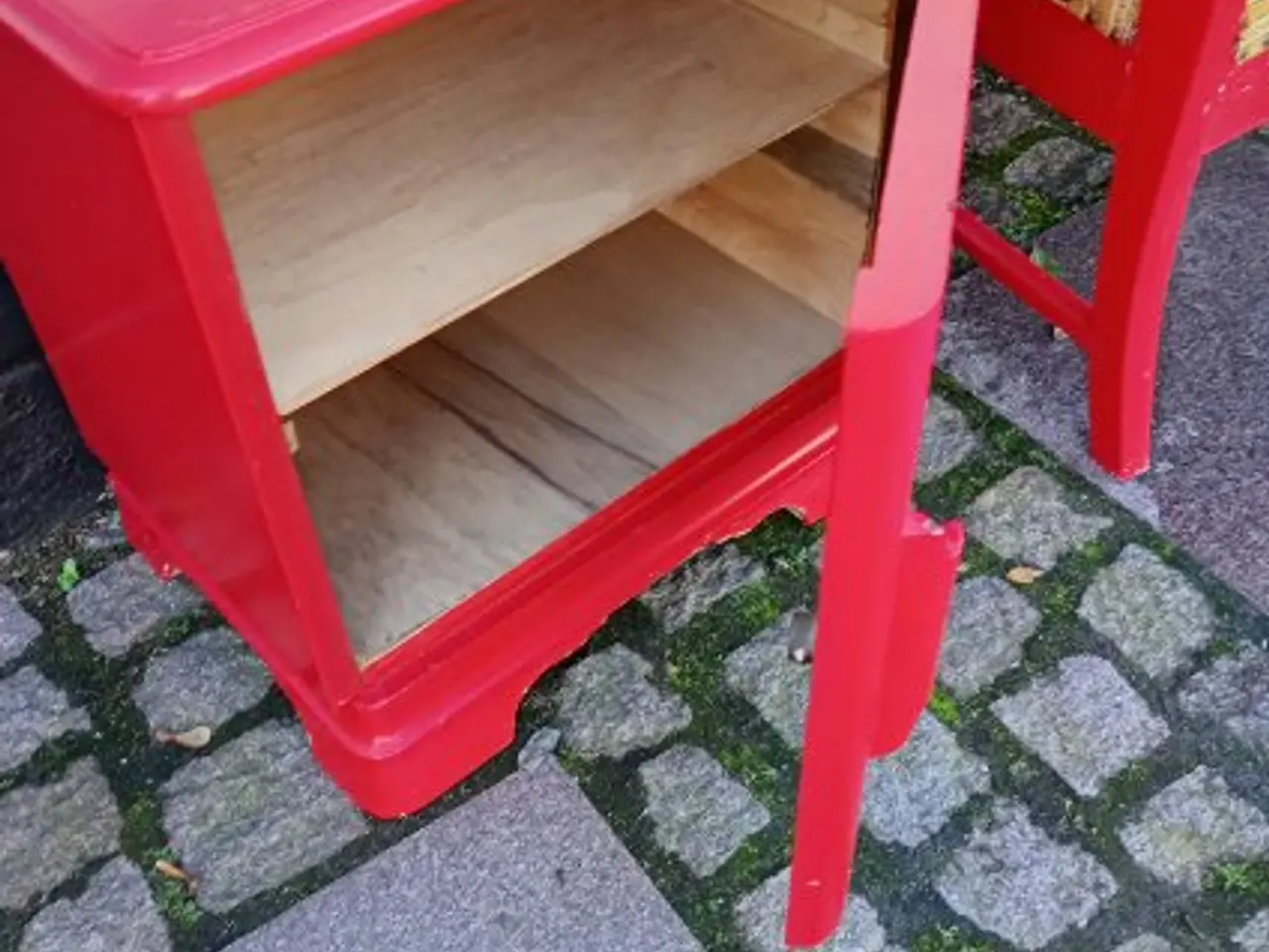 Billede 1 - Lille skab