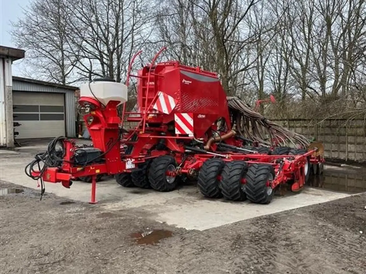 Billede 12 - Kverneland U-DRILL 6000 PLUS BUGSERET inkl frøsåudstyr
