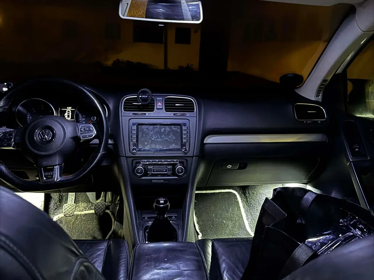 Billede 9 - Velholdt økonomisk VW Golf 6