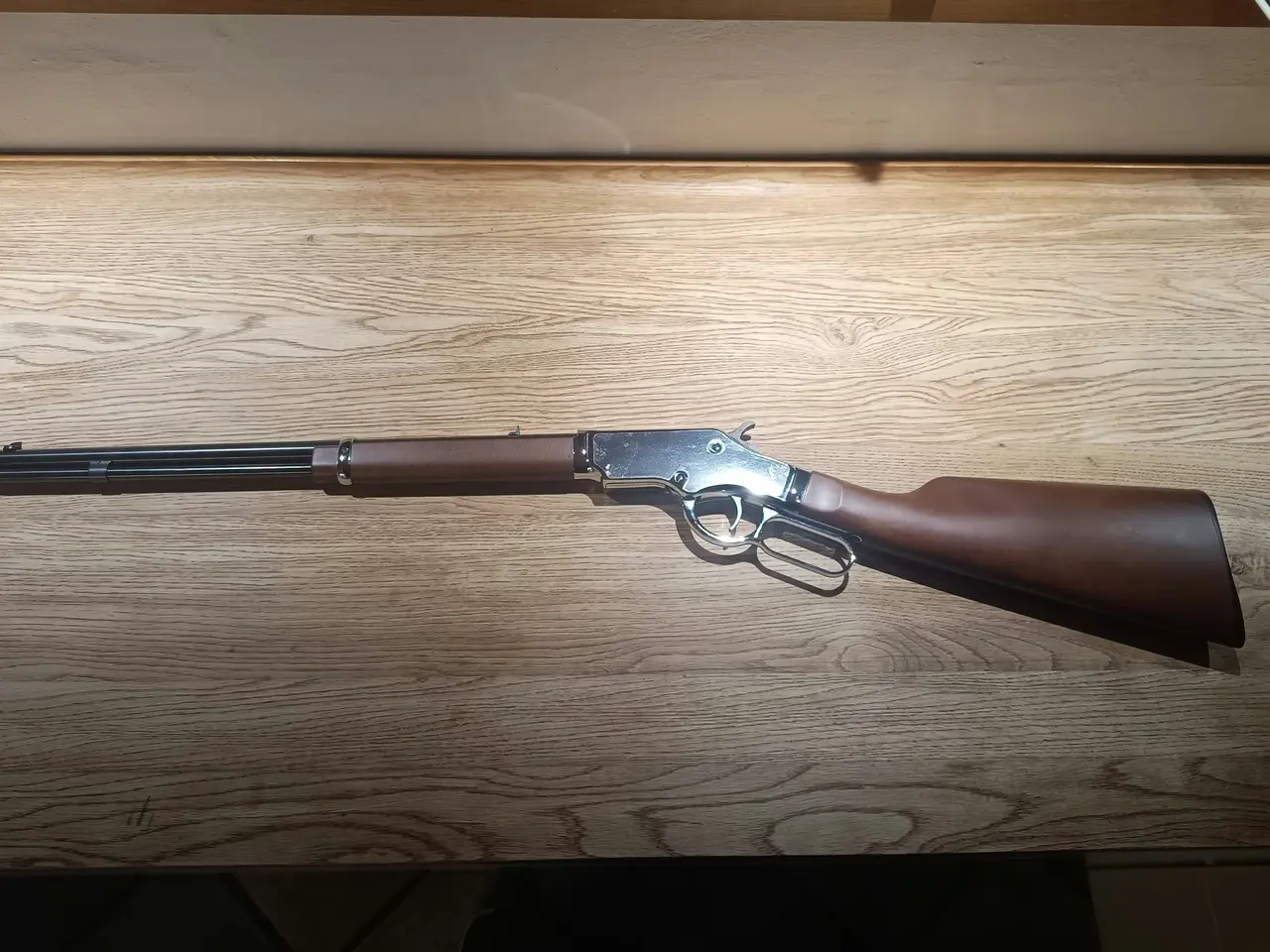 Billede 1 - Uberti Scout Silverboy Lever action .22