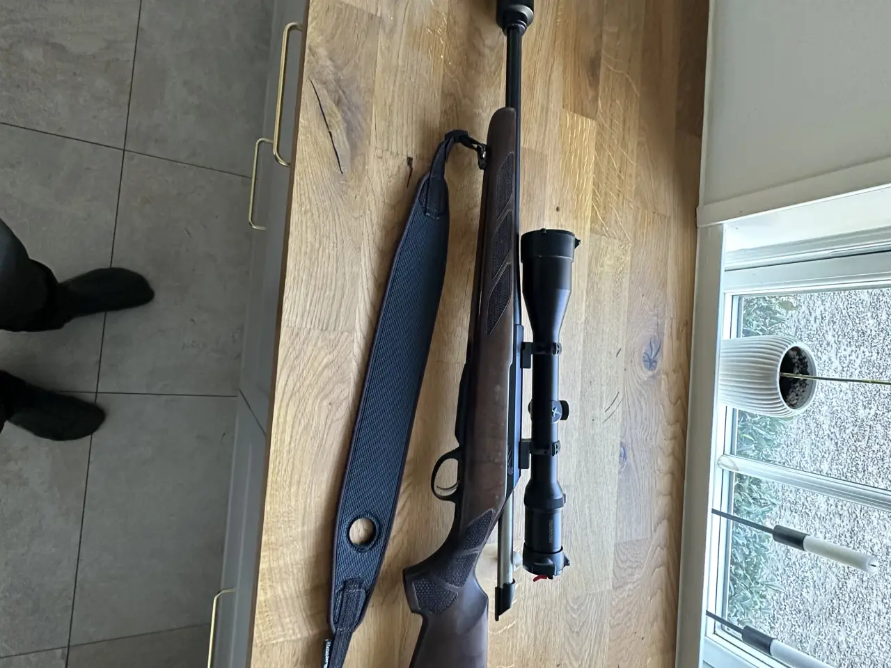 Billede 2 - Tikka T3 m. Swarovski habicht