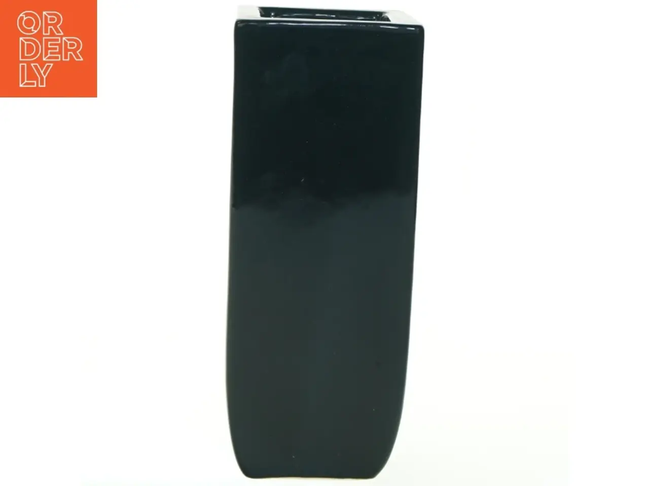 Billede 1 - Sort høj kvadratisk vase (str. 26x10 cm)