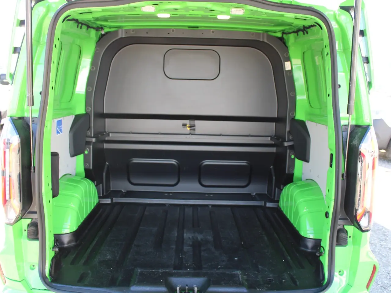 Billede 12 - Ford E-Transit Custom Kombi 320 L1 64 MS-RT