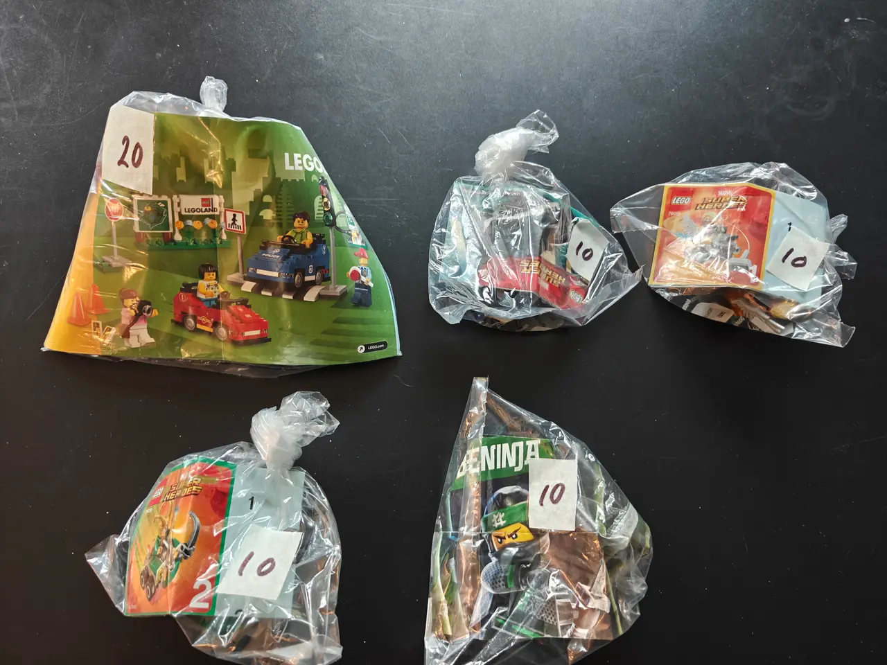 Billede 2 - Blandede lego sæt - 50 kr max stykket.