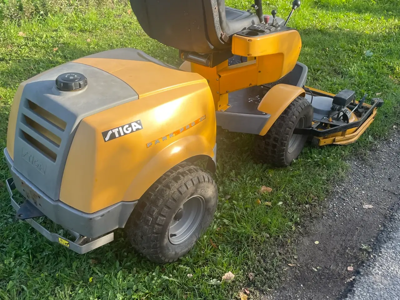 Billede 2 - Stiga park pro 20 hk 2 cylinder