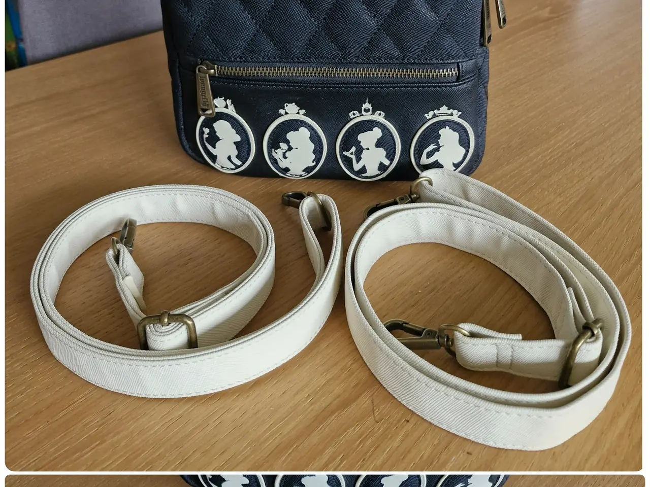 Billede 2 - LoungeFly Disney Rygsæk