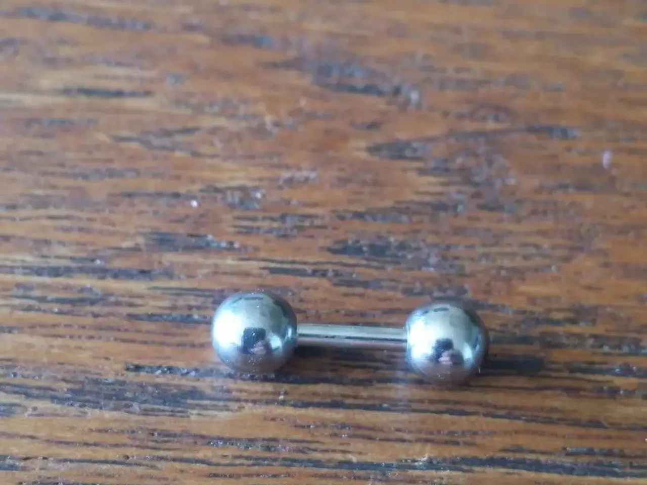 Billede 2 - Piercingsmykke
