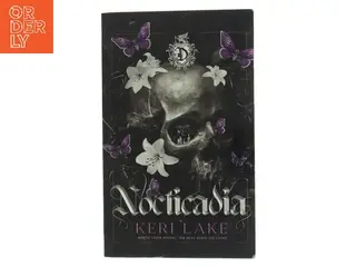 Nocticadia af Keri Lake (Bog)
