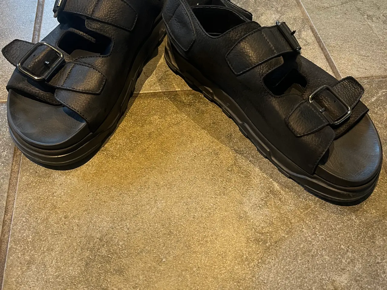 Billede 2 - Lofina sandaler