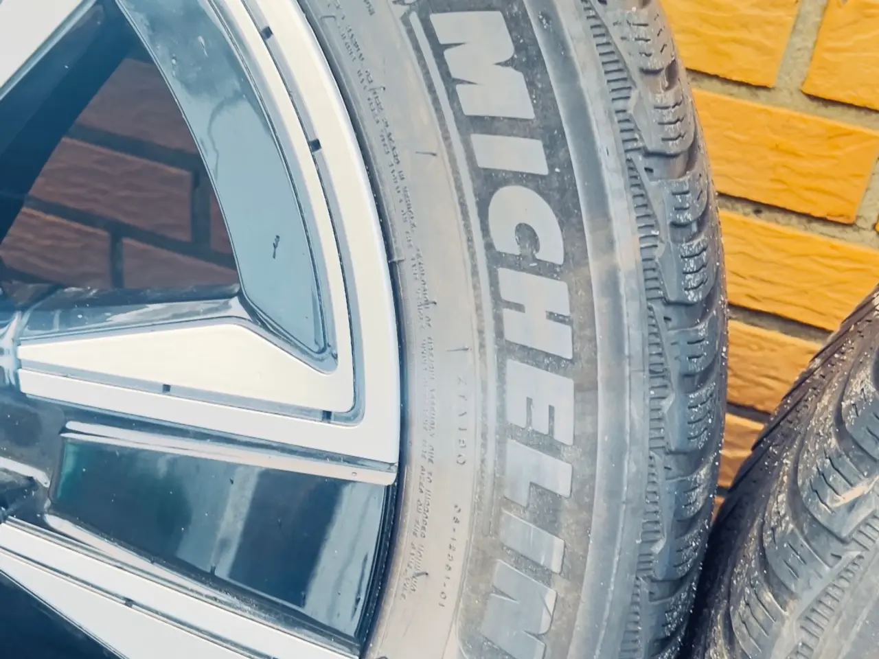 Billede 8 - 19” org BMW IX 3 vinterhjul
