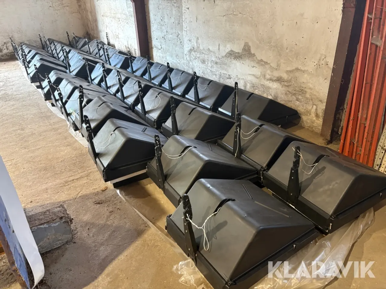 Billede 1 - Indtagsklapper til stald Skov 640x570 mm 39 styk