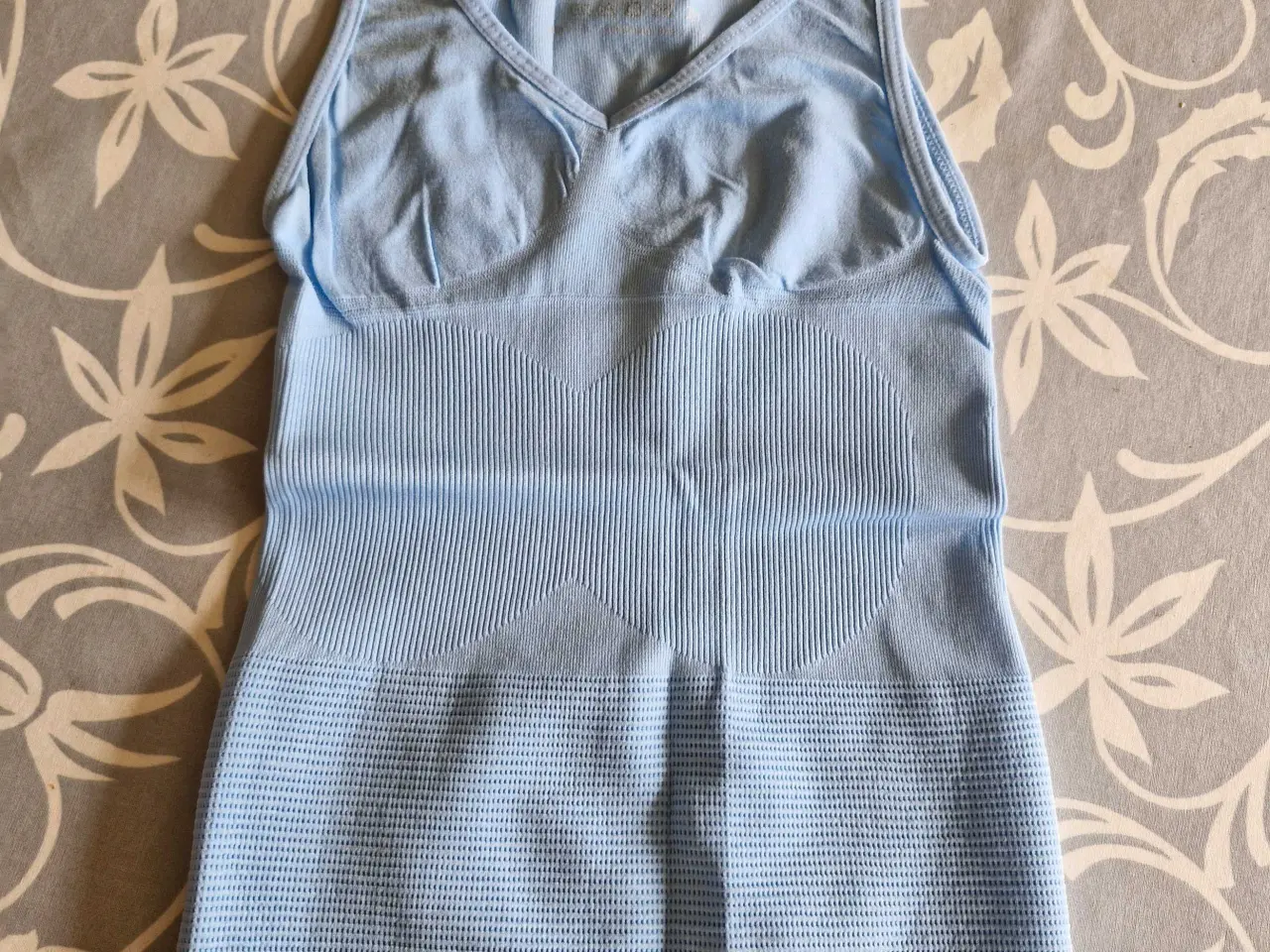 Billede 2 - Undertrøjer sommertop slim fit