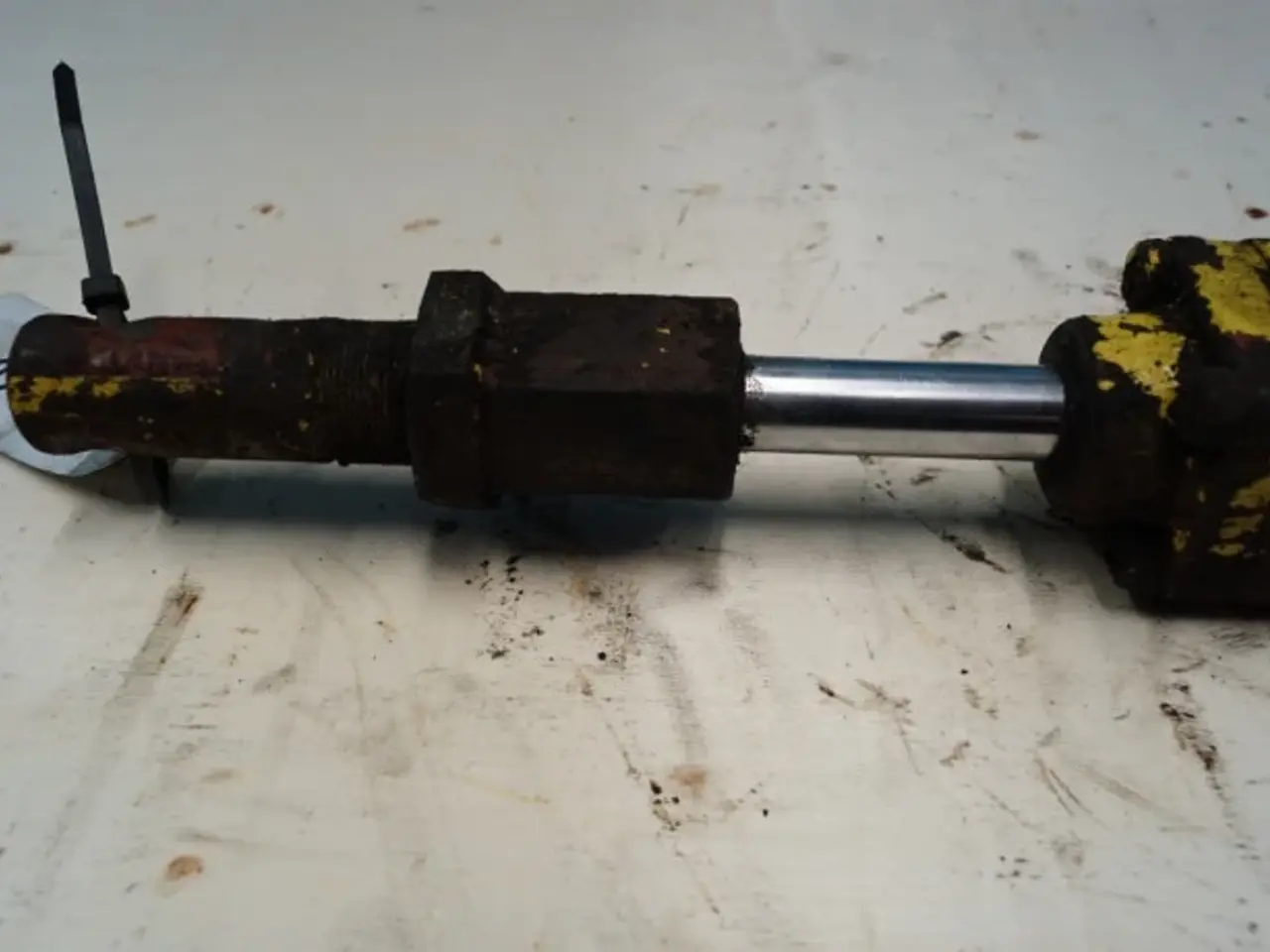 Billede 4 - New Holland 1500 Cylinder 80376093