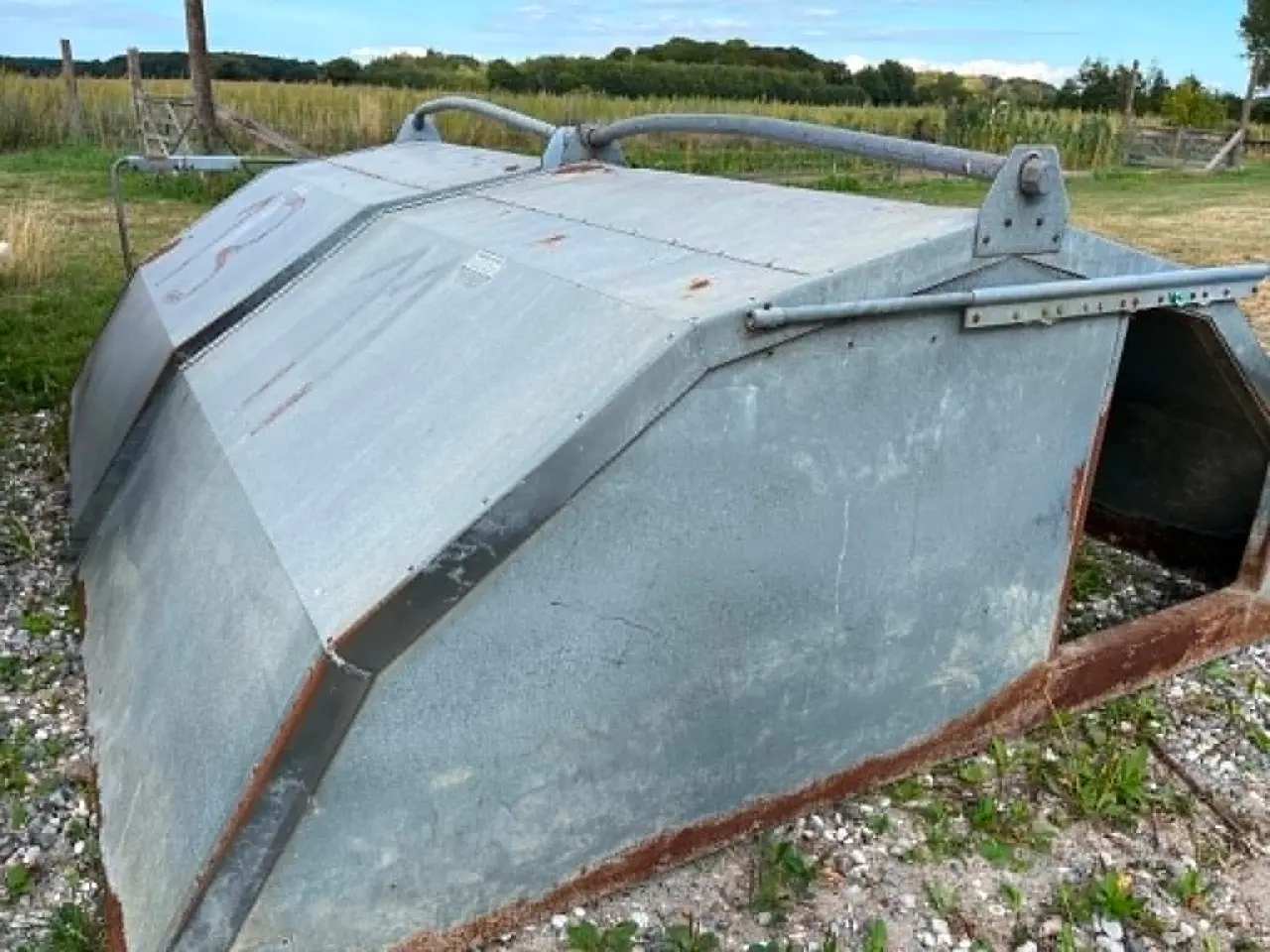 Billede 1 - Grisehytter 2 stk