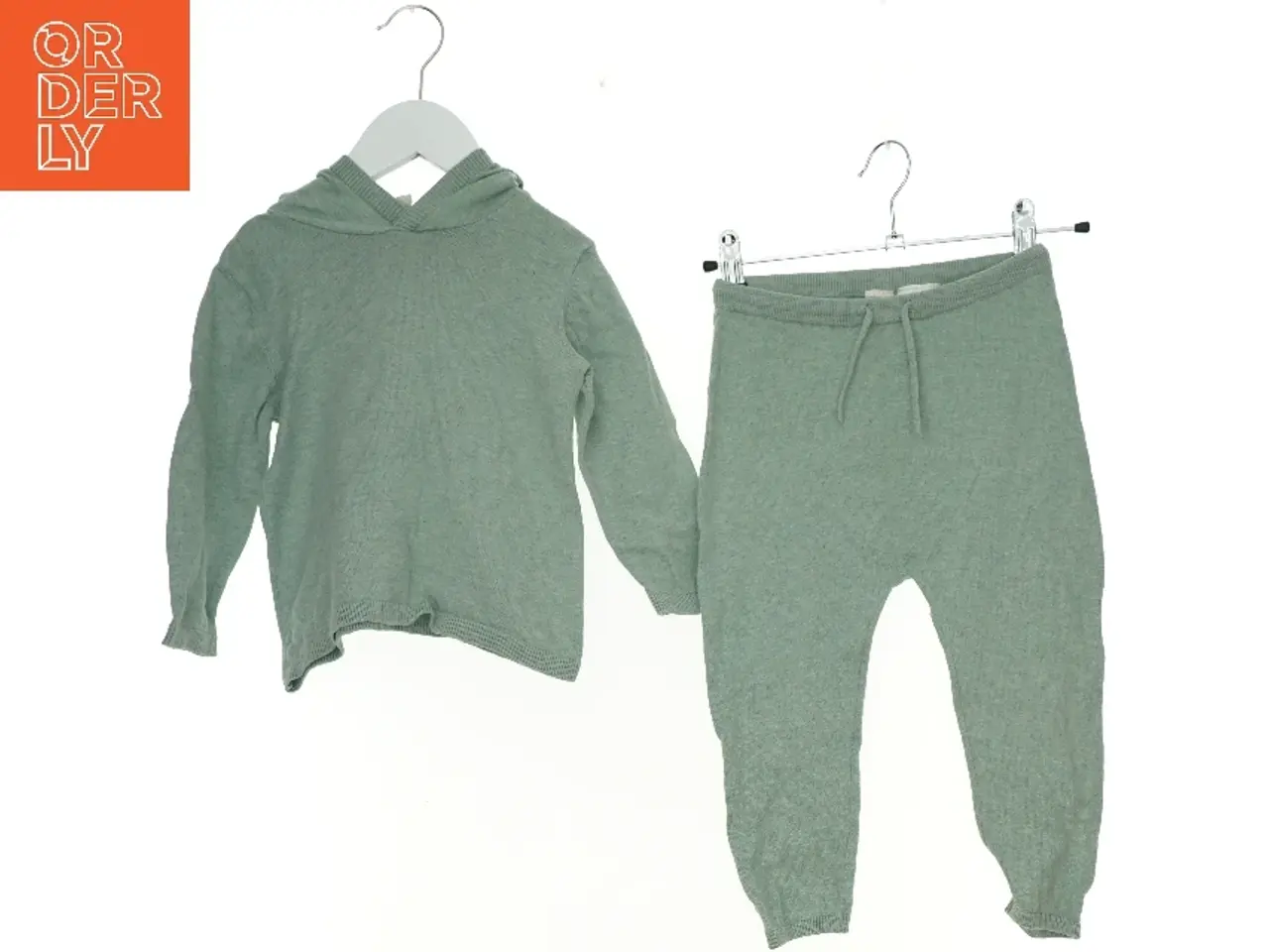 Billede 1 - Sæt børnetøj fra H&M (str. 92 cm)
