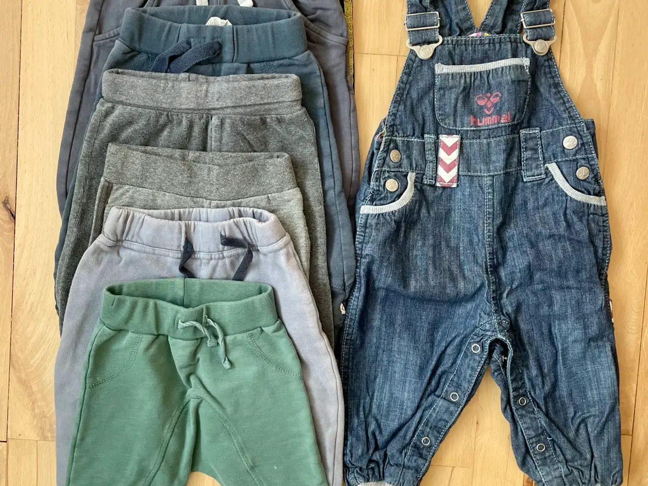 Billede 2 - 🧸 Stor tøjpakke til dreng str 74 🧸