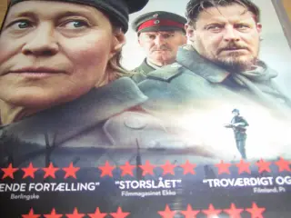 TRINE DYRHOLM. BYD. ERNA I KRIG.