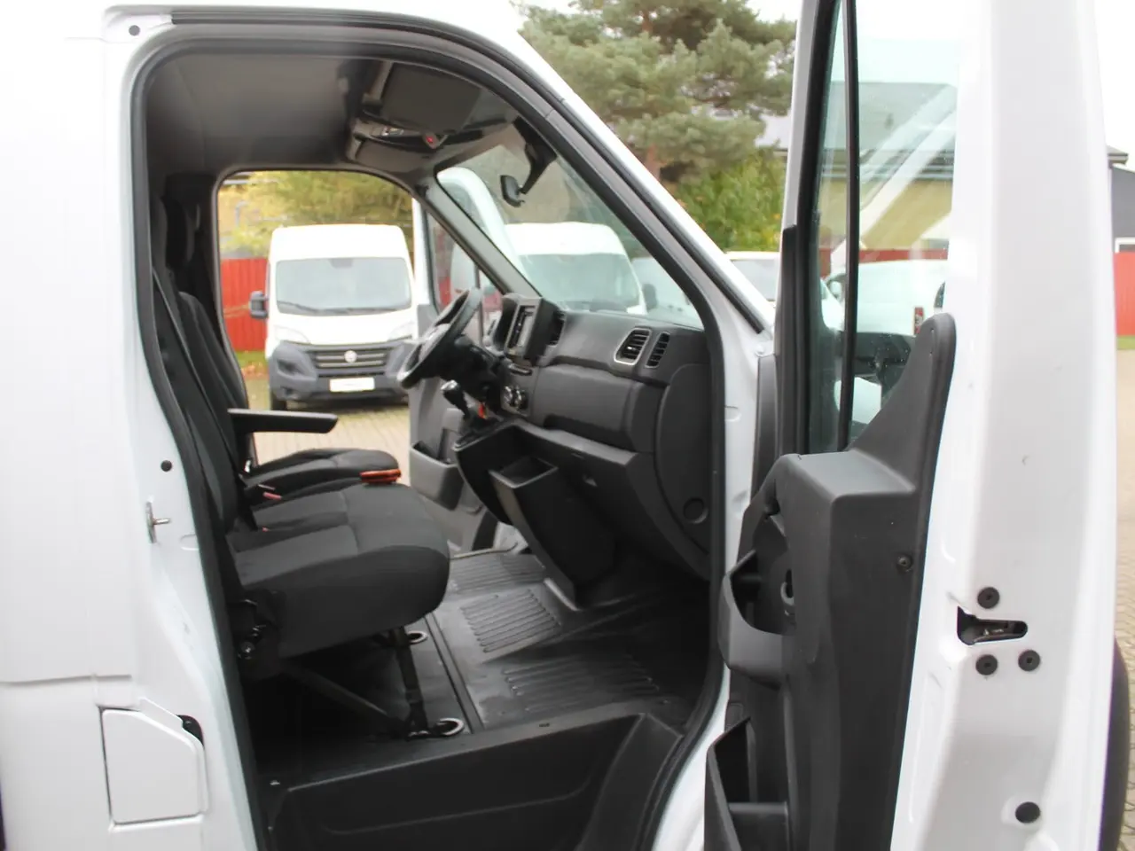 Billede 15 - Renault Master IV T35 2,3 dCi 180 L2 Alukasse m/lift