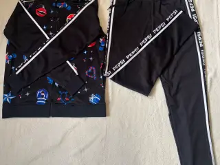 Eksklusiv Pepsi Max Træningssæt / Tracksuit – Helt