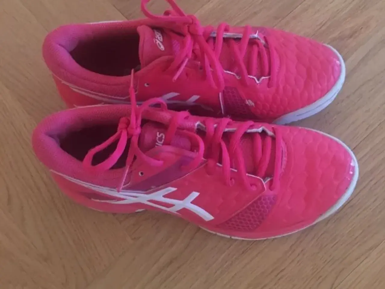 Billede 1 - Asics indendørssko
