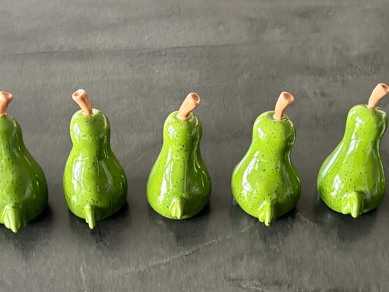 Billede 4 - Pære folket figurer håndlavet i keramik