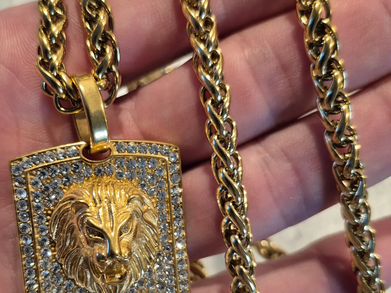 Billede 1 - Goldfilled what chaln med løve vedhæng