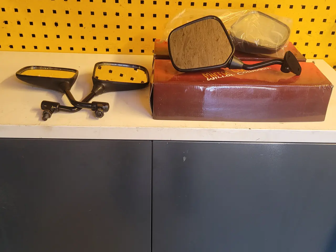 Billede 1 - FJ 1100 OG FJ 1200 SPEJLE