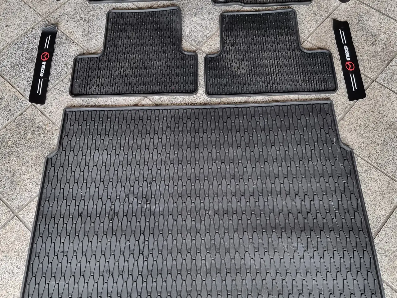 Billede 1 - Originale Mazda CX 60 gummimåtter