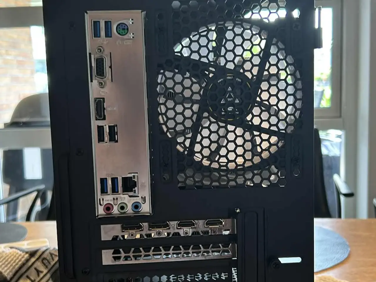 Billede 9 - Flot Sharkgaming gaming pc BYTT
