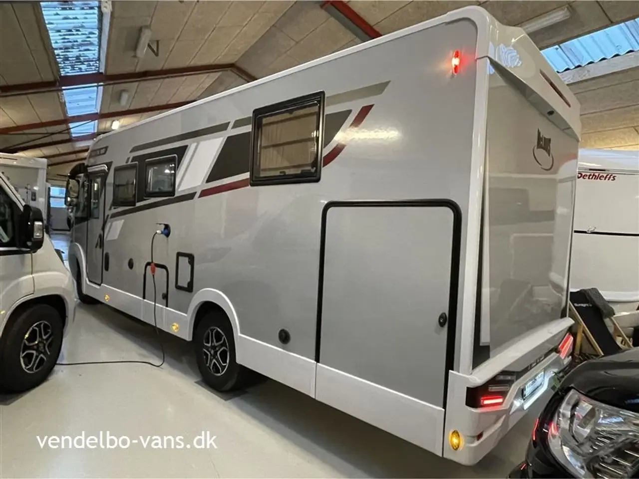 Billede 3 - 2026 - McLouis Nevis 881 Lounge og