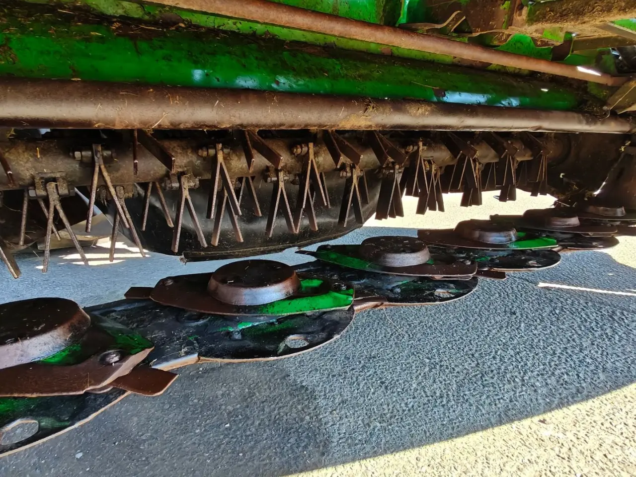 Billede 12 - John Deere 131 frontskårlægger
