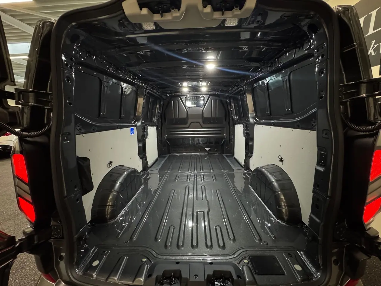 Billede 5 - Ford Transit Custom 320 L2 2,0 EcoBlue Limited aut.