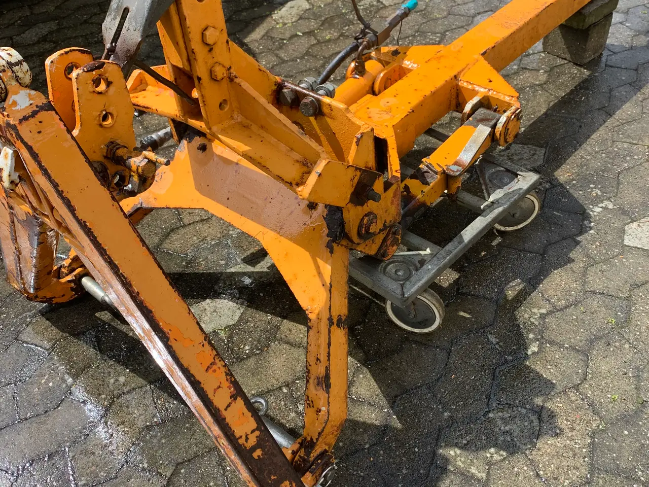 Billede 4 - Frontlift med A-ramme og PTO