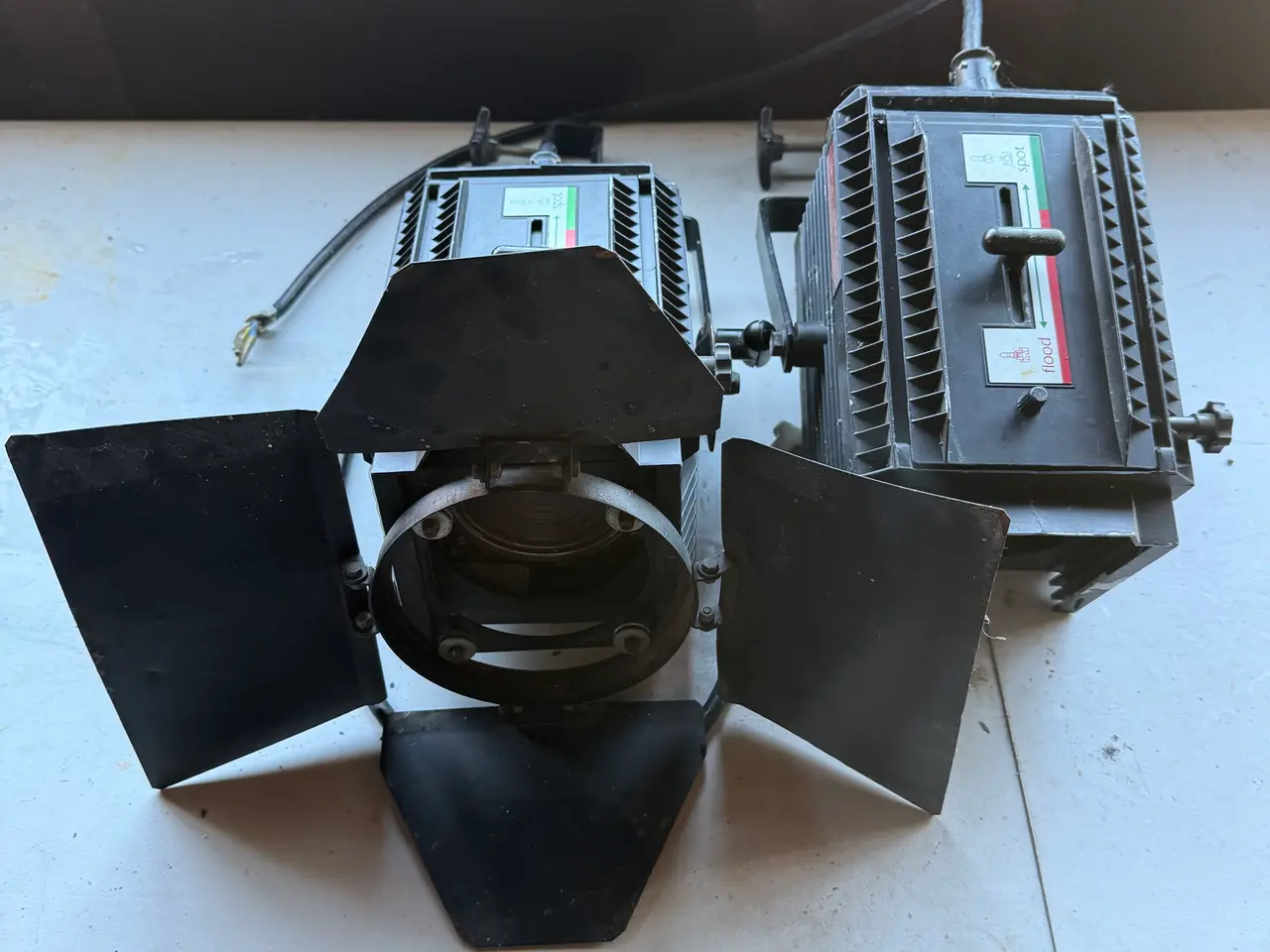 Billede 9 - To teaterlampe Teatro Comma F-650