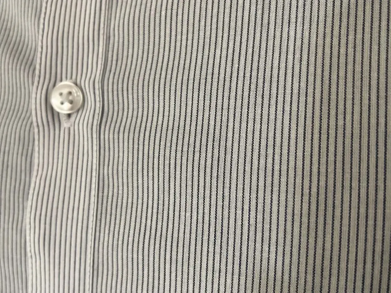 Billede 3 - H&M skjorte med striber easy iron slim fit M