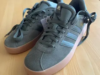Adidas, nye