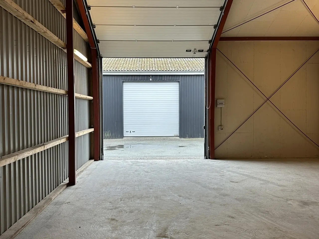 Billede 3 - 180 m2 højloftet lager