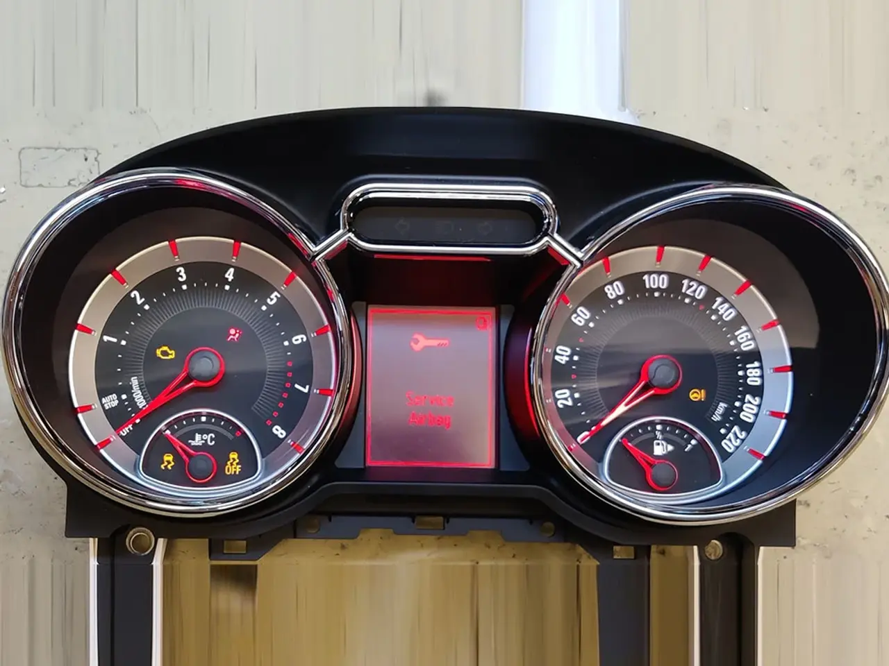 Billede 1 - Reparation Opel Adam kombiinstrument