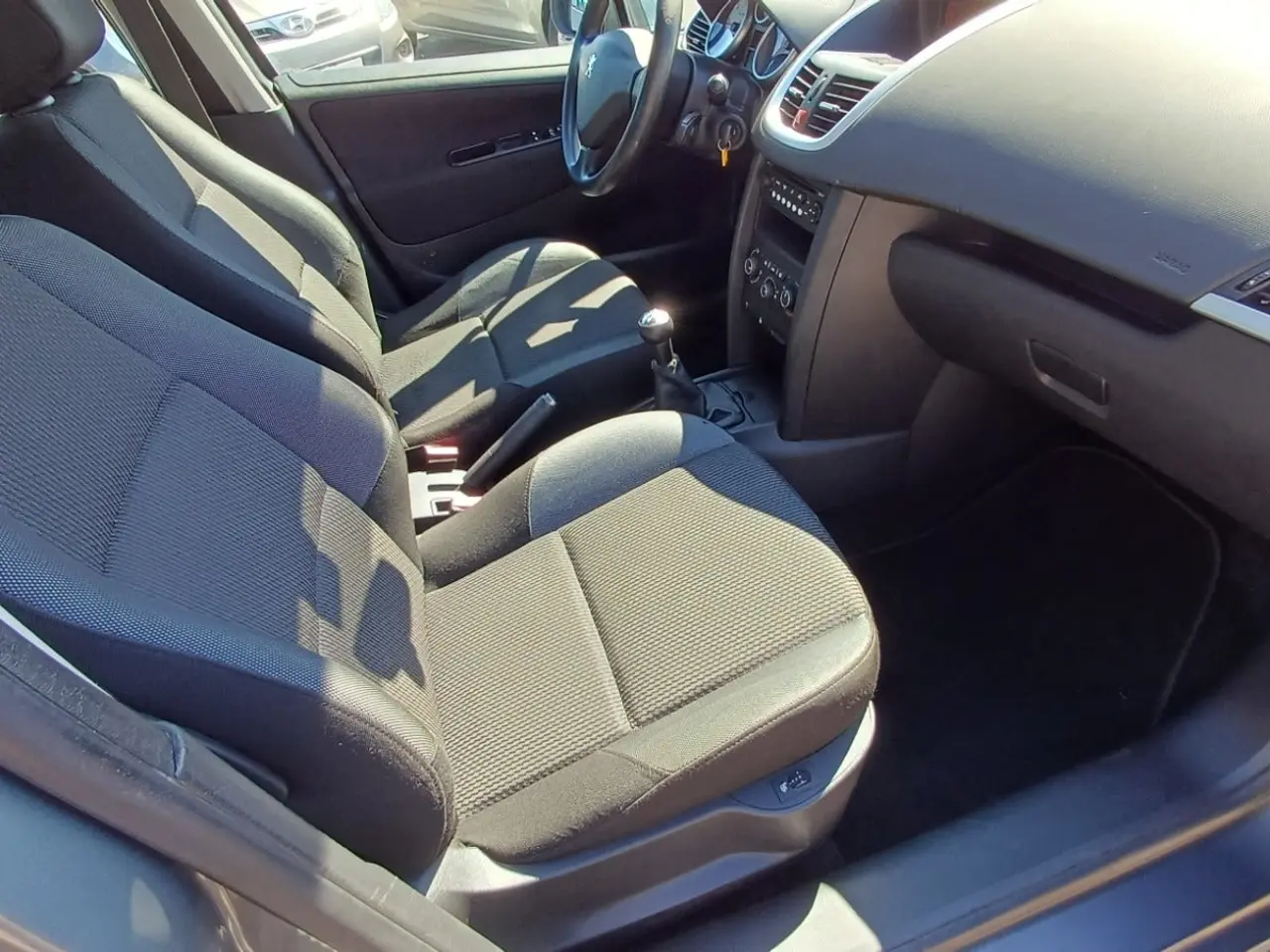Billede 11 - Peugeot 207 1,6 HDi 90 Comfort+