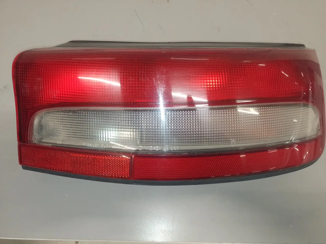 Billede 3 - Mazda 323 BG 3 dørs , baglygter