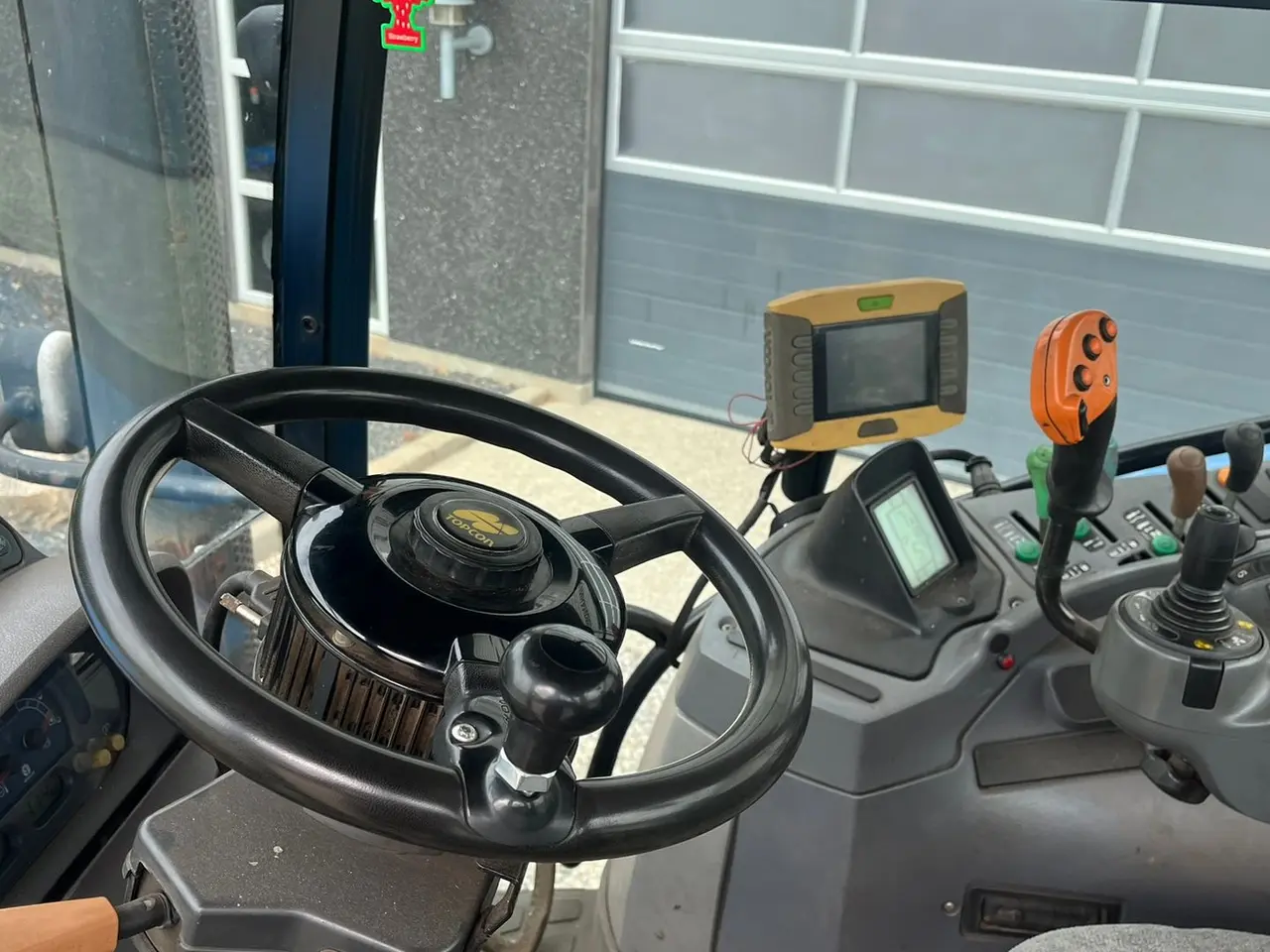Billede 6 - New Holland T7030 SS med frontlift
