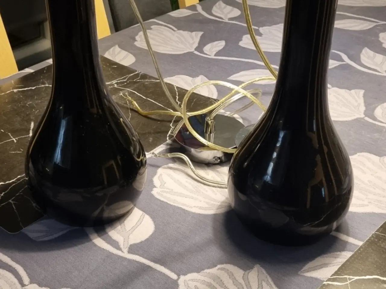 Billede 1 - pænt hængelampe sort glas