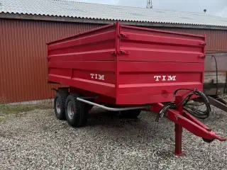 Tim 7,5T med højtip og total renoveret med bremser