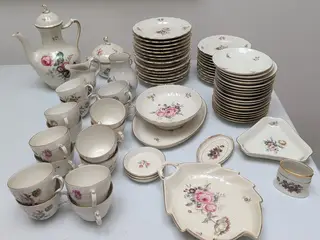 Flot Royal Copenhagen kaffestel mm.