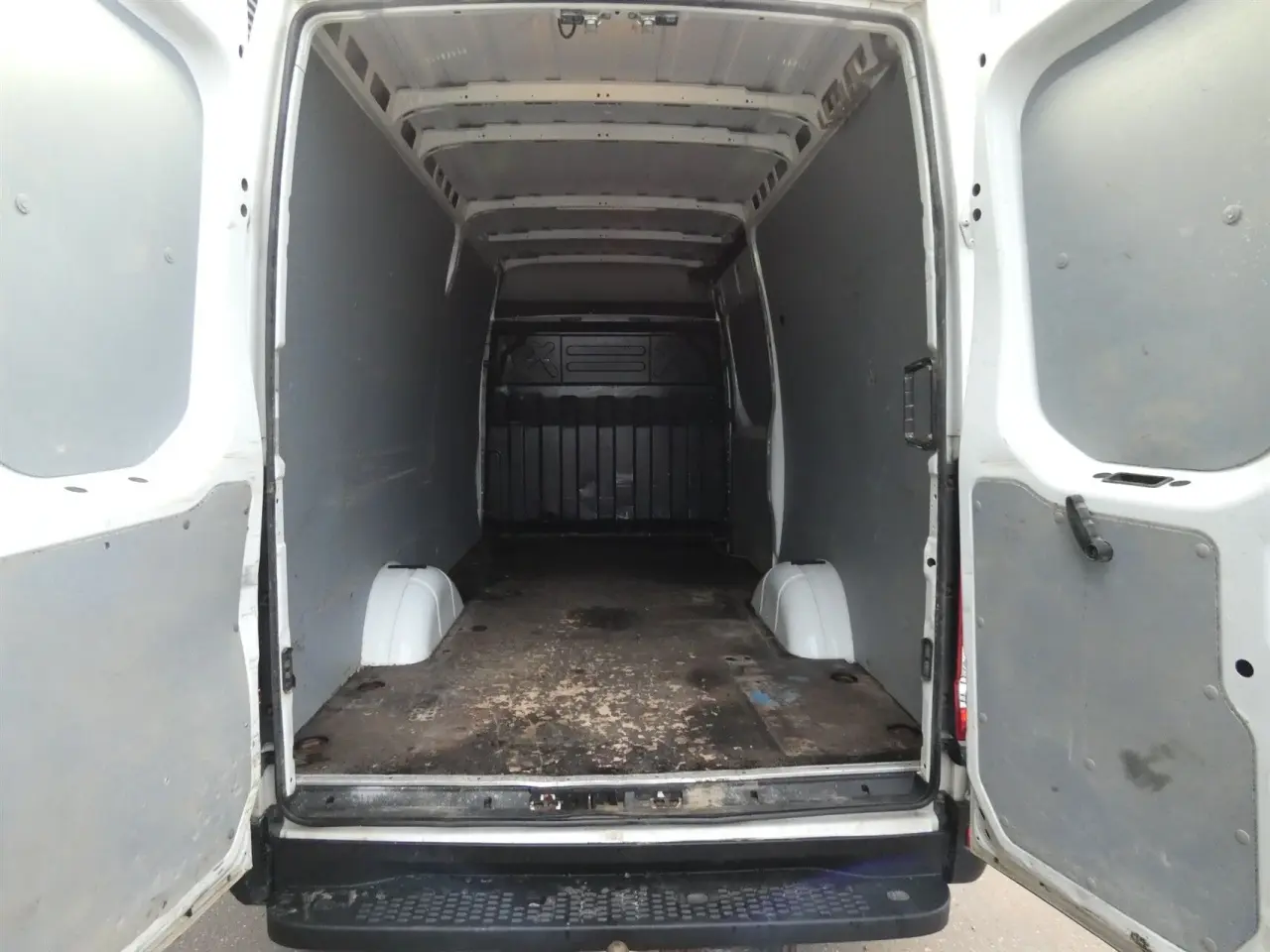 Billede 7 - Iveco Daily 35S16 12m3 2,3 D 156HK Van 8g Aut.