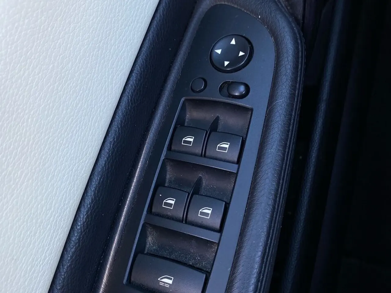 Billede 18 - BMW 118d 2,0 D 143HK Cabr. 6g